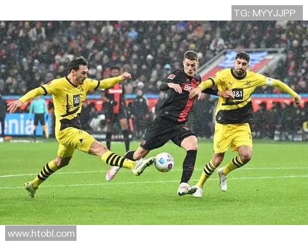 2018年德甲精彩对决不来梅主场迎战科隆球队全力争胜展现实力