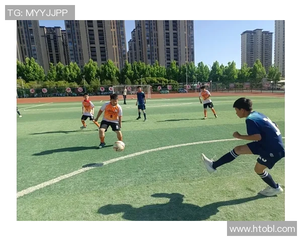 大连一方与沈阳的激烈对决展现足球魅力与城市精神的完美结合 大连一方与沈阳的激烈对决展现足球魅力与城市精神的完美结合